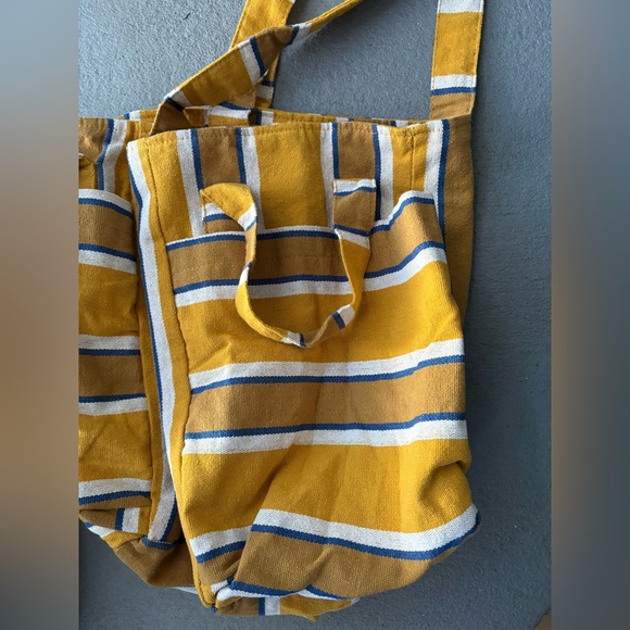 Free People Oksana Oversized Tote🌟 Brand New with tags! 🌟 - Picture 13 of 16